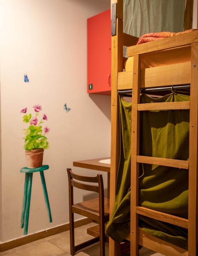 Mi Casa es Tu Casa - Shkodra Backpackers Hostel Exteriör bild