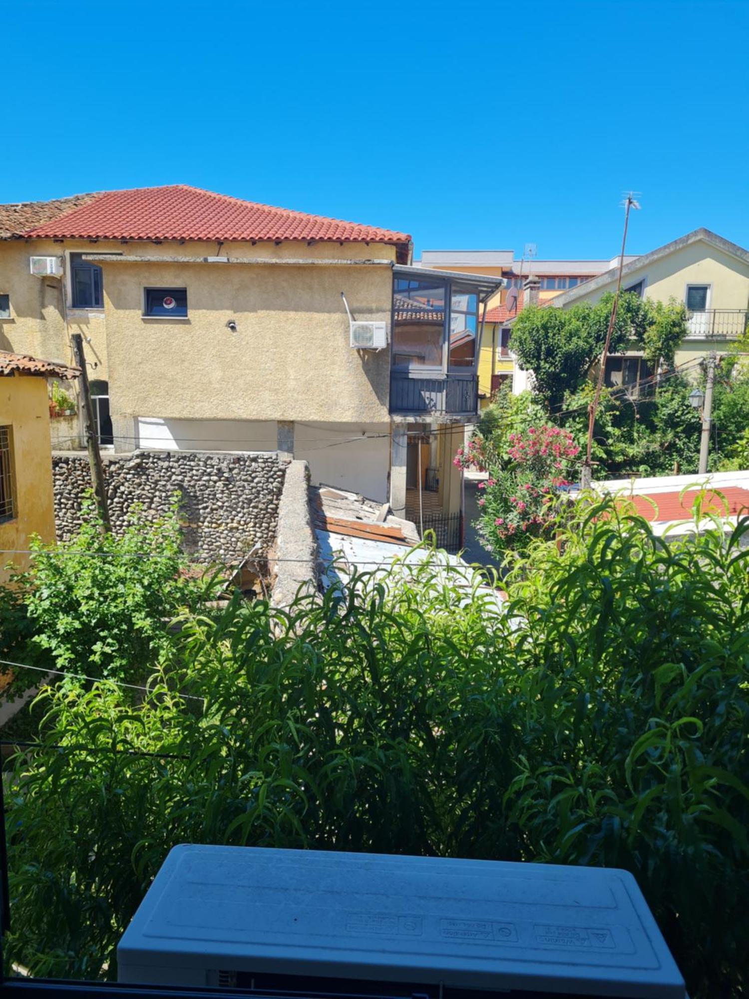 Mi Casa es Tu Casa - Shkodra Backpackers Hostel Rum bild