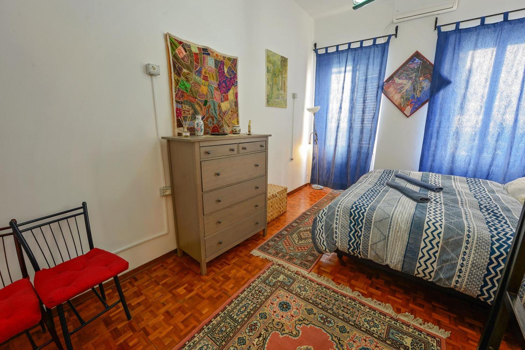 Mi Casa es Tu Casa - Shkodra Backpackers Hostel Rum bild