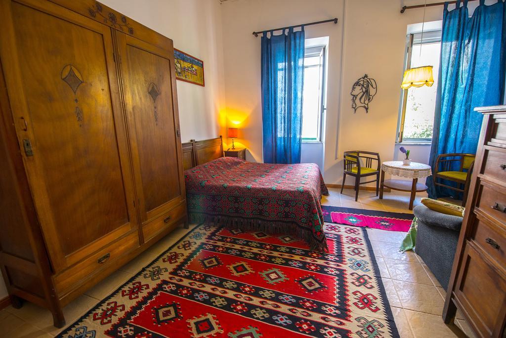 Mi Casa es Tu Casa - Shkodra Backpackers Hostel Exteriör bild