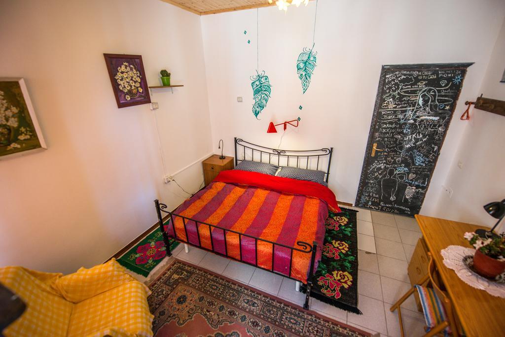Mi Casa es Tu Casa - Shkodra Backpackers Hostel Exteriör bild